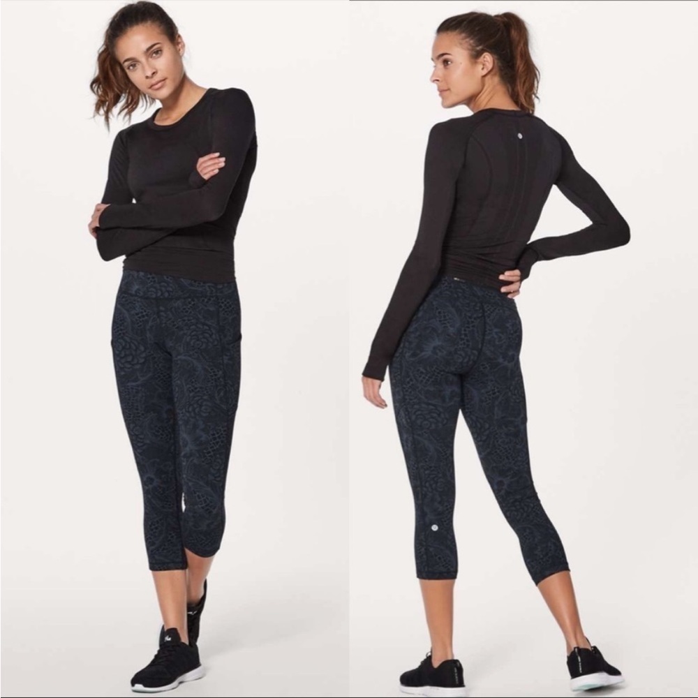 Lululemon- Speed Up Crop 21’ in Nouveau Mach Blue Black-  4